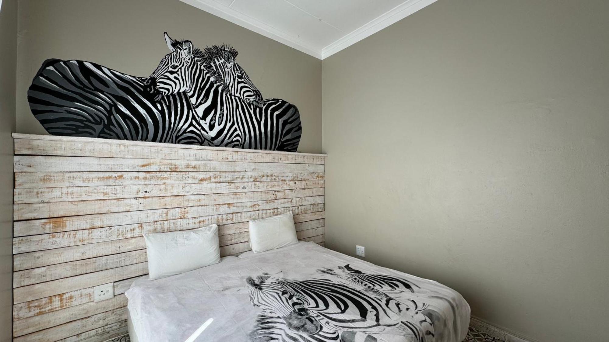 Paradisegarden Backpackers ويندهوك المظهر الخارجي الصورة